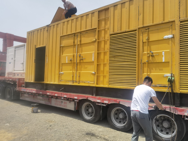 乐平除了负载情况和发动机维护，还有哪些因素会影响 200kw 柴油发电机的油耗？